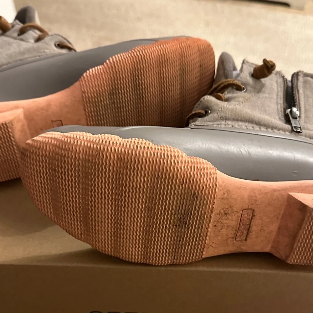 Sperry Saltwater Taupe & Coral Duck Boots 8.5 - Picture 7 of 8